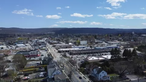 107 Brook Dr, Hackettstown, NJ 07840 photo 6