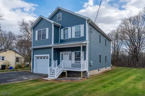 10 Greenhut Ave, Randolph, NJ 07869