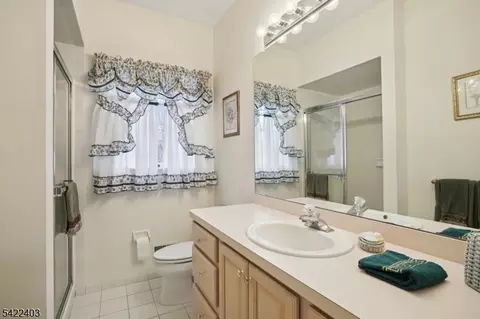 1 Jenny Ln, Wayne, NJ 07470 photo 22