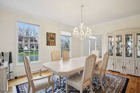1 Jenny Ln, Wayne, NJ 07470 photo 8