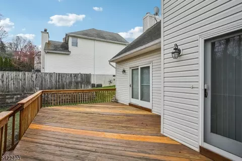 1 Jenny Ln, Wayne, NJ 07470 photo 28
