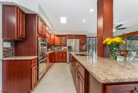 9 Riveredge Ln, Phillipsburg, NJ 08865 photo 31