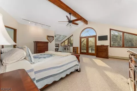 Bedroom - 9 Riveredge Ln, Phillipsburg, NJ 08865 photo 1 of 5