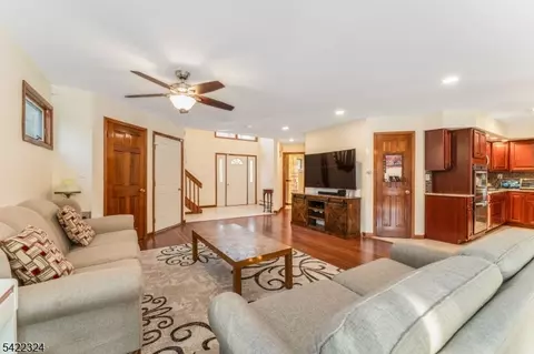 9 Riveredge Ln, Phillipsburg, NJ 08865 photo 28