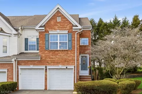 123 Barclay Dr, Nutley, NJ 07110