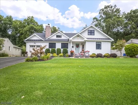 136 Forest Ave, Berkeley Heights, NJ 07922