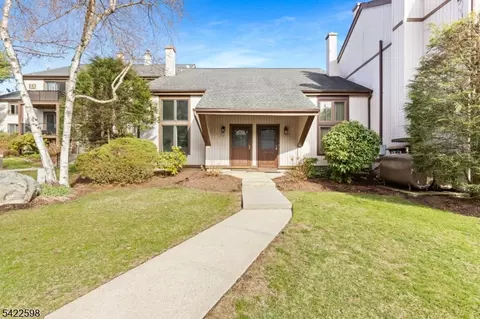13232 Dell Pl, Stanhope, NJ 07874