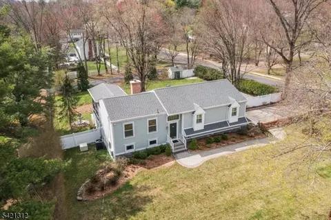 7 Tempe Wick Rd, Mendham, NJ 07945