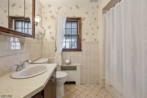 401 Walnut St, Nutley, NJ 07110 photo 14