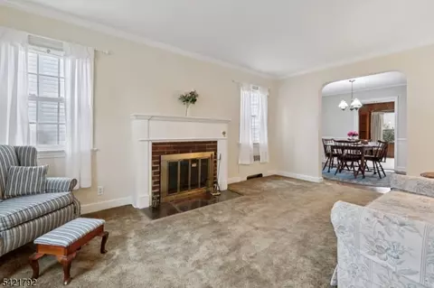 401 Walnut St, Nutley, NJ 07110 photo 4