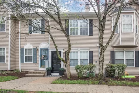 2141 Jordan Ct, Mahwah, NJ 07430