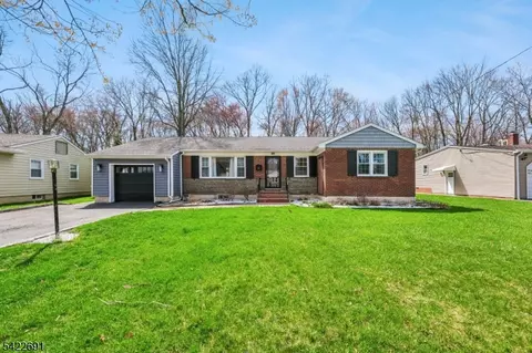 62 Forest Ave, Berkeley Heights, NJ 07922
