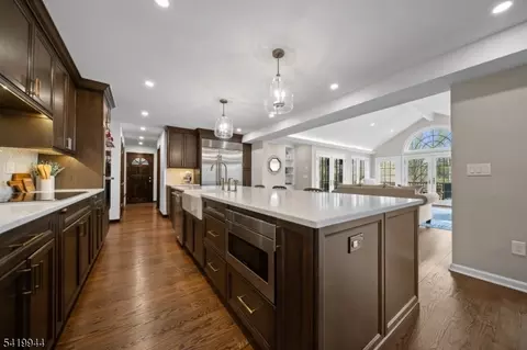 6 Jonathan Smith Rd, Morristown, NJ 07960 photo 17