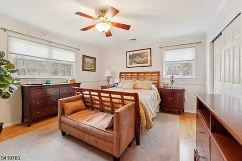 64 Hampton Dr, Berkeley Heights, NJ 07922 photo 15