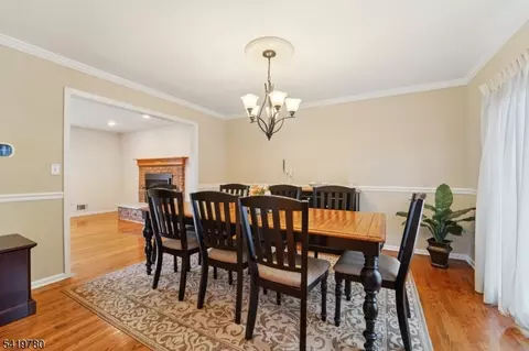 64 Hampton Dr, Berkeley Heights, NJ 07922 photo 10