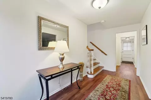 64 Hampton Dr, Berkeley Heights, NJ 07922 photo 5