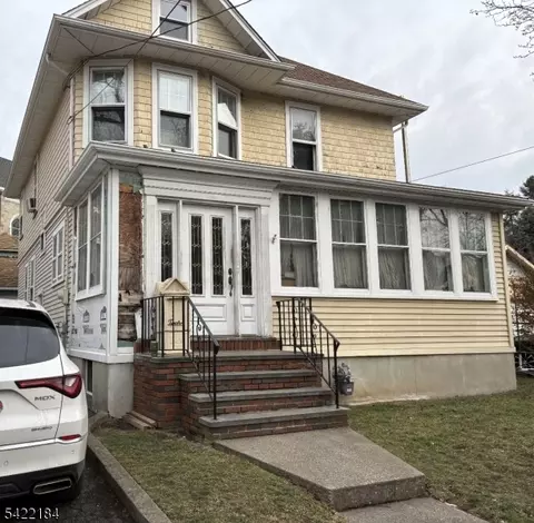 12 Maple Pl, Clifton, NJ 07011