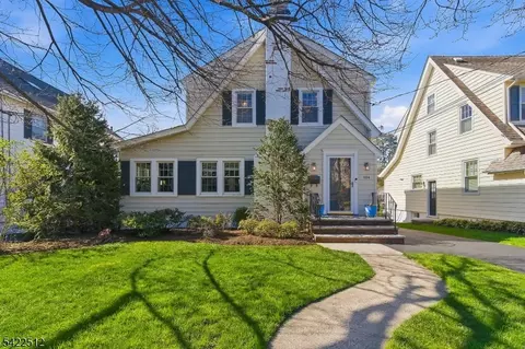 894 Ridgewood Rd, Millburn, NJ 07041