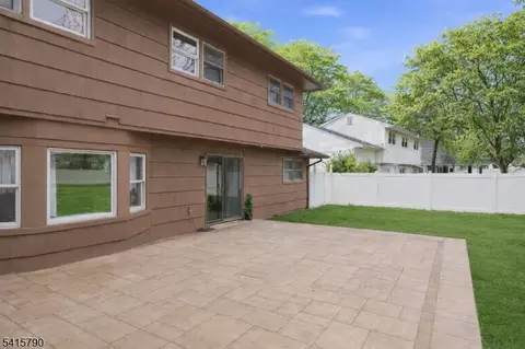 23 Smithfield Dr, Springfield, NJ 07081 photo 30