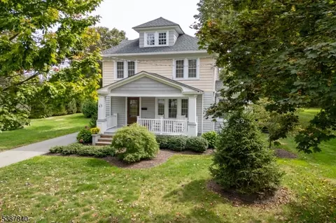 43 Kenvil Ave, Succasunna, NJ 07876