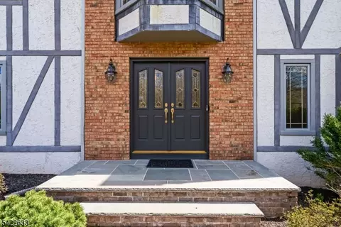5 Darnay Rd, Morristown, NJ 07960 photo 3