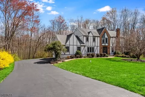 5 Darnay Rd, Morristown, NJ 07960 photo 2