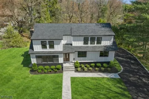 246 Fawn Rdg, Mountainside, NJ 07092