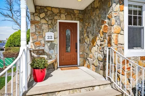 22 Vine St, Nutley, NJ 07110