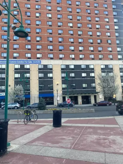 1 Carriage City Plz, Rahway, NJ 07065