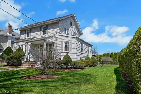 91 Belle Ave, Maywood, NJ 07607