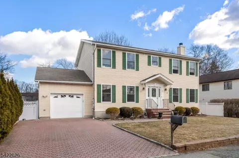 78 N Shore Rd, Denville, NJ 07834