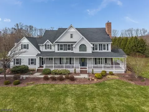 7 Newell Rd, Flemington, NJ 08822