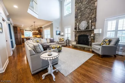 44 Forest Ter, Wayne, NJ 07470 photo 8