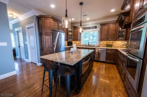 44 Forest Ter, Wayne, NJ 07470 photo 13