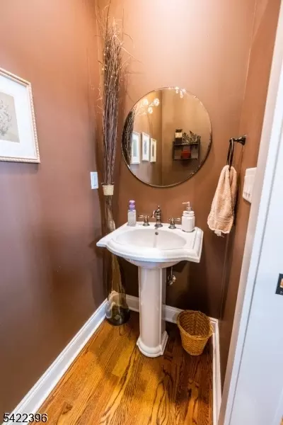 44 Forest Ter, Wayne, NJ 07470 photo 17