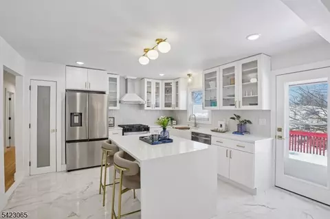 91 Warren Rd, West Orange, NJ 07052