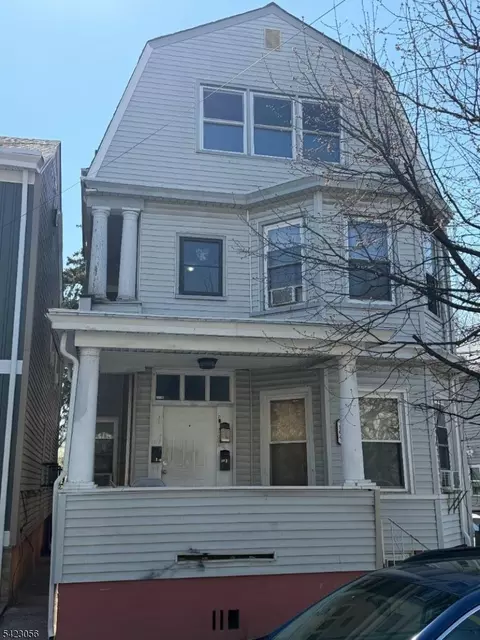 164 N 3rd St, Paterson, NJ 07522