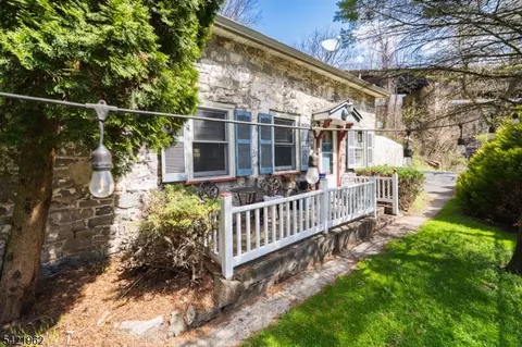 1053 S Main St, Phillipsburg, NJ 08865
