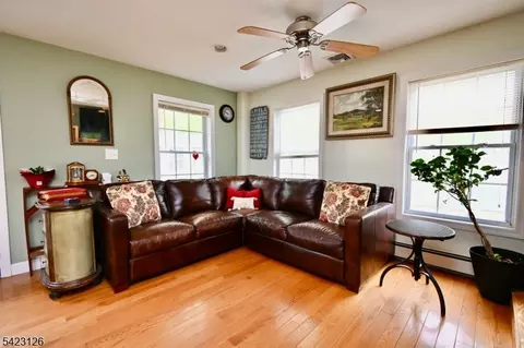 43 Newton Rd, Wayne, NJ 07470 photo 6