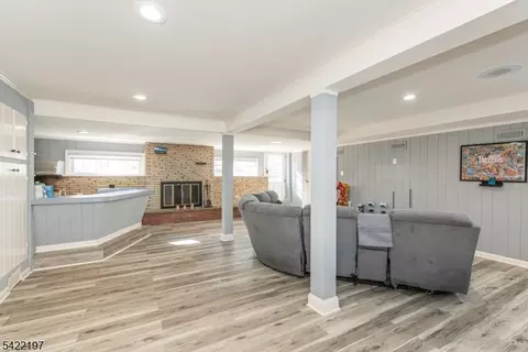 27 Viewpoint Rd, Wayne, NJ 07470 photo 23