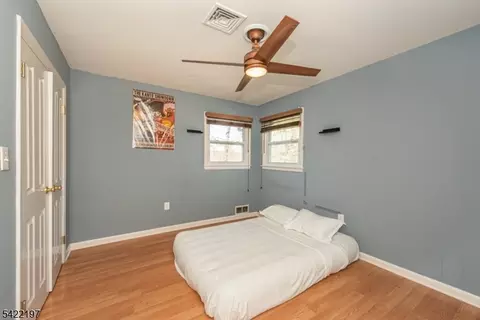 27 Viewpoint Rd, Wayne, NJ 07470 photo 20