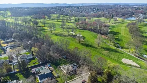 27 Viewpoint Rd, Wayne, NJ 07470 photo 32