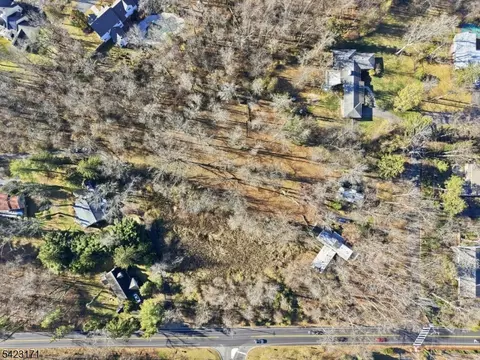 136 Red Hill Rd, Princeton Twp, NJ 08540