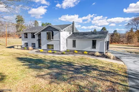 37 Newton Ave, Branchville, NJ 07826