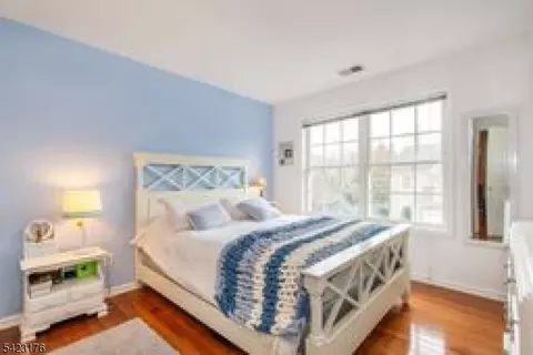 168 Levinberg Ln, Wayne, NJ 07470 photo 18