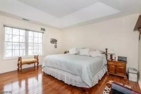 168 Levinberg Ln, Wayne, NJ 07470 photo 19