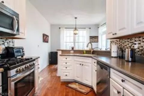 168 Levinberg Ln, Wayne, NJ 07470 photo 10
