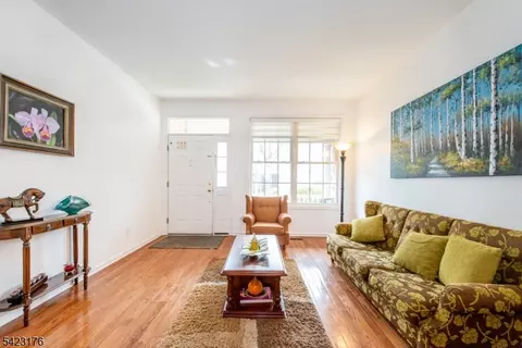 168 Levinberg Ln, Wayne, NJ 07470 photo 6