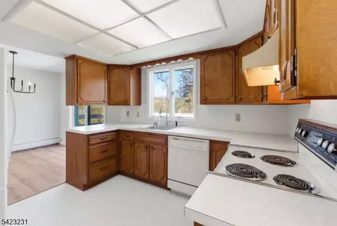 193 Bryans Rd, Hampton, NJ 08827 photo 12