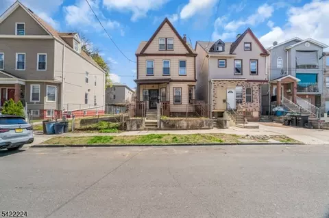 91 Oraton St, Newark, NJ 07104